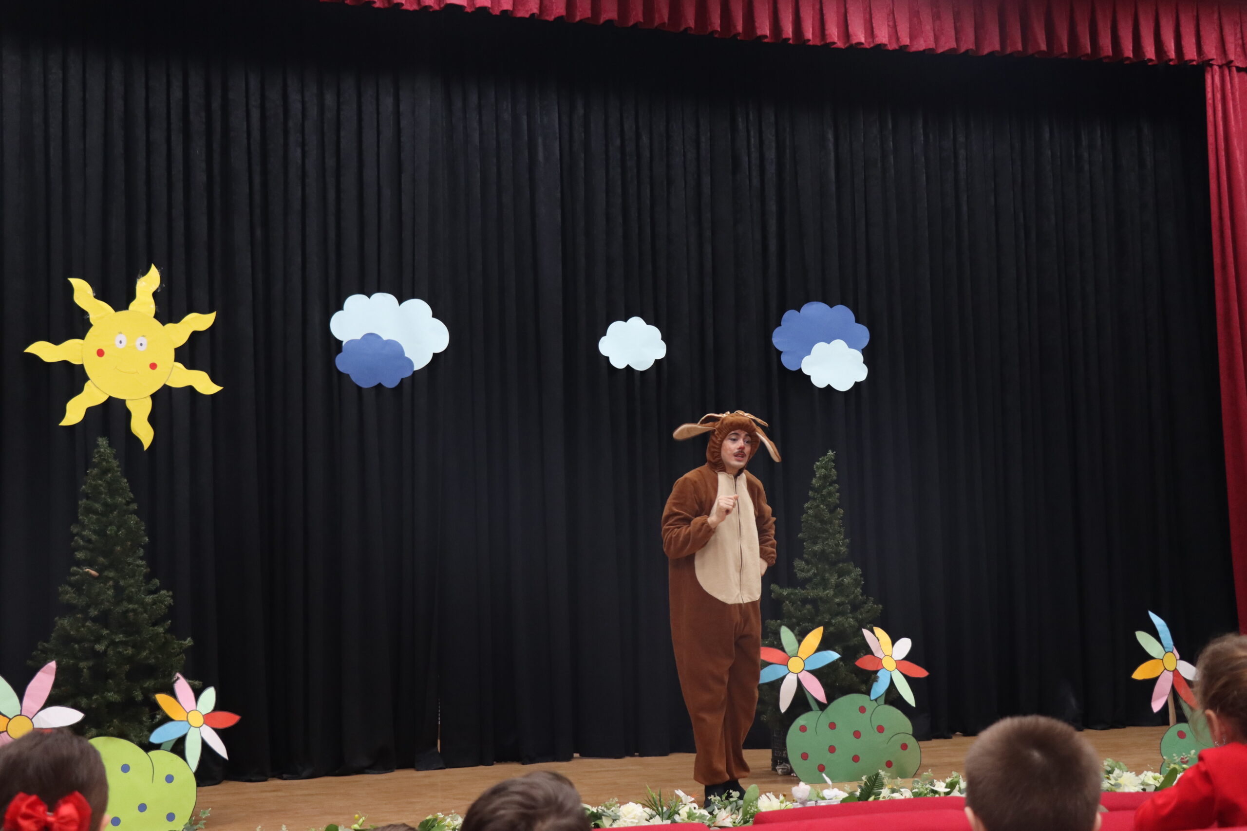 Çelebili Minikler 23 Nisan’ı Dopdolu Bir Programla Kutladı